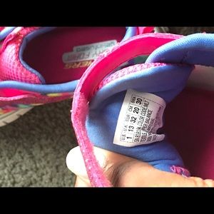 Multi color girl’s sneakers